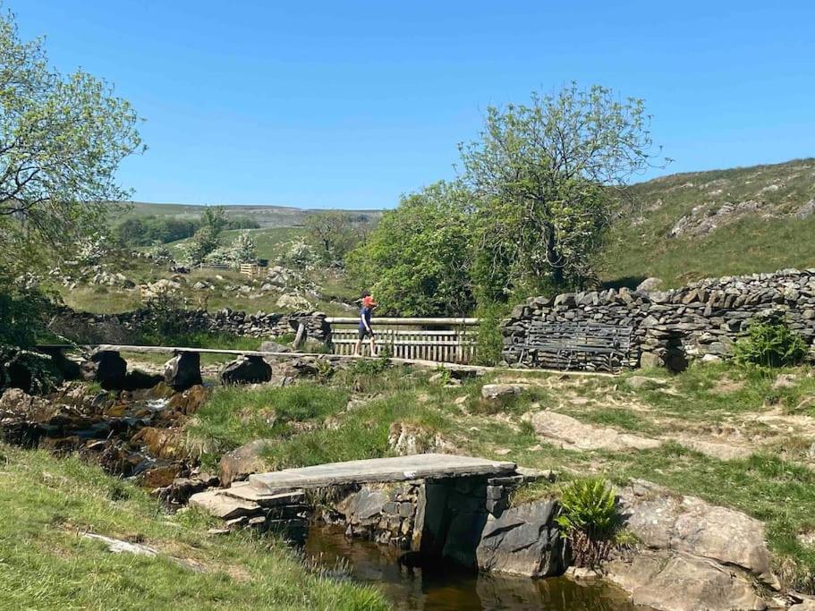 Charming Dog-Friendly Yorkshire Dales Cottage, Austwick Exterior foto