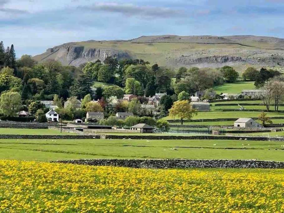 Charming Dog-Friendly Yorkshire Dales Cottage, Austwick Exterior foto
