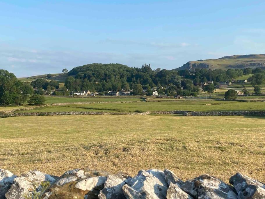 Charming Dog-Friendly Yorkshire Dales Cottage, Austwick Exterior foto