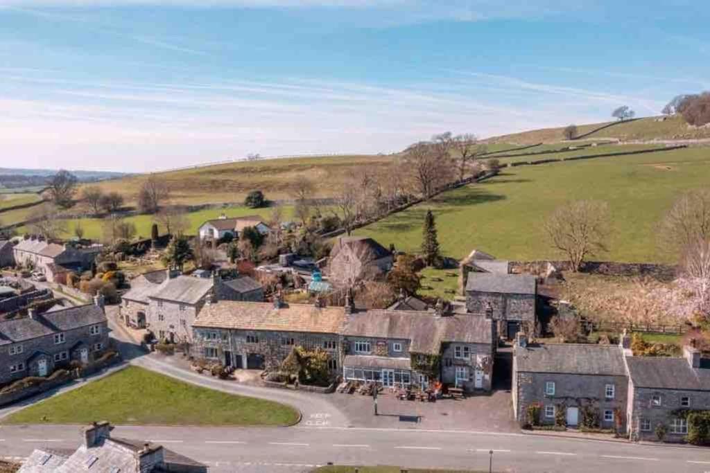 Charming Dog-Friendly Yorkshire Dales Cottage, Austwick Exterior foto