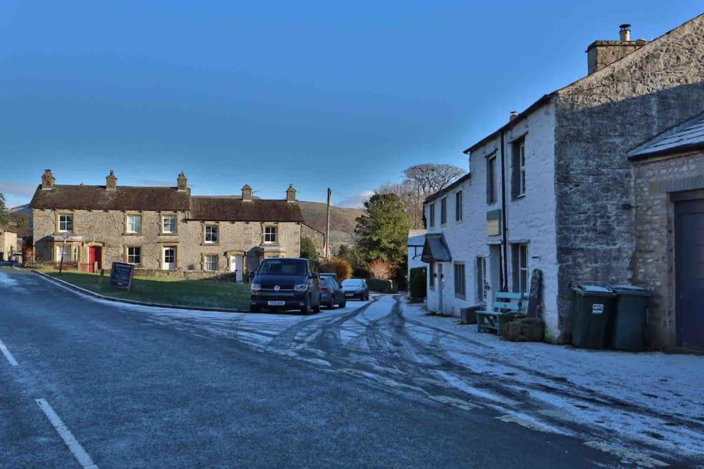 Charming Dog-Friendly Yorkshire Dales Cottage, Austwick Exterior foto